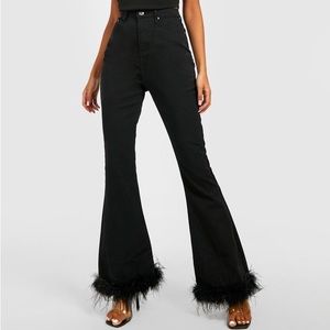 🪶 🖤 TALL Feather Trim Flare Jeans - NWT 🪶🖤